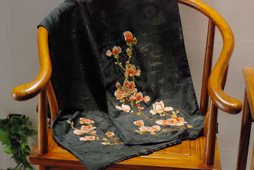 围巾女春秋长款刺绣花仿真丝巾民族风出国礼品丝绸刺绣玉兰大披肩,服饰配件/皮带/帽子/围巾,围巾/丝巾/披肩,淘宝优惠券,粉丝福利购,淘宝优惠卷