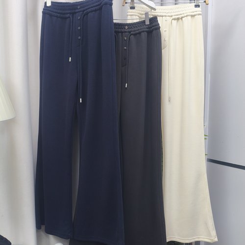 C3262   四粒扣松紧抽绳休闲微喇裤BXT622108D