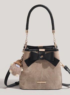 CHARHP&KEJNT2024新款小众蝴蝶结高级复古文艺水桶百搭单肩斜挎包