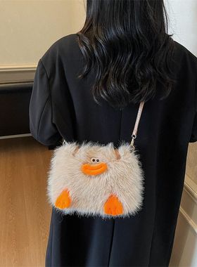 新款毛绒休闲包包可爱手拎个性网红香肠嘴少女搞怪斜挎包单肩手提