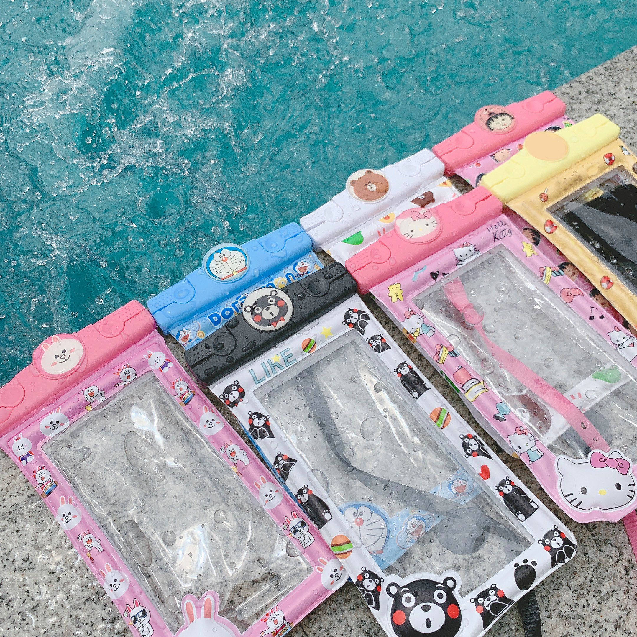 新款充气可漂浮触屏手机防水袋卡通透明户外漂流游泳带气囊潜水套 泳神 淘优券