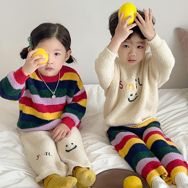 珊瑚绒韩版秋冬彩虹睡衣