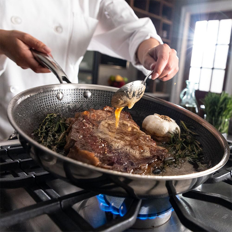 《地狱厨房》Hell'sKitchen 三层复合不粘煎锅 美国进口 戈登推荐