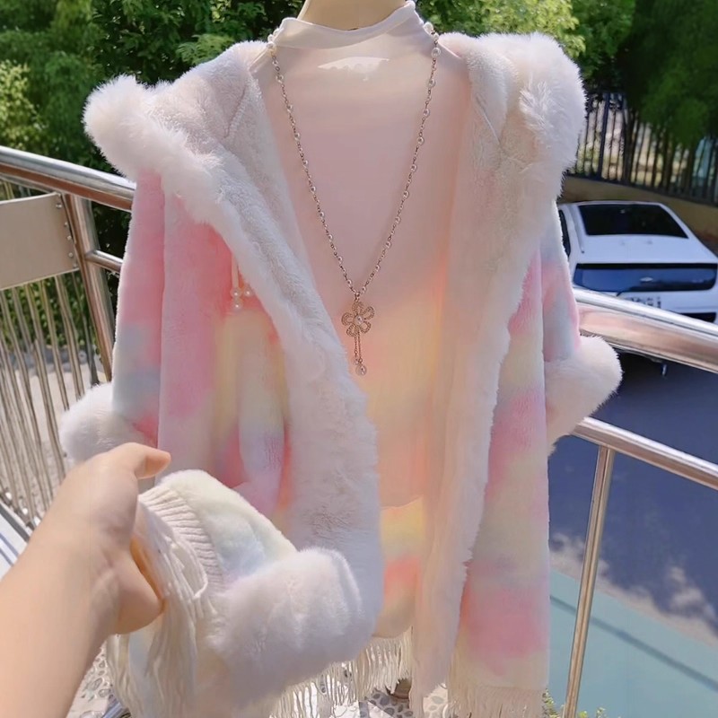 彩虹色渐变粉针织连帽中长款斗篷