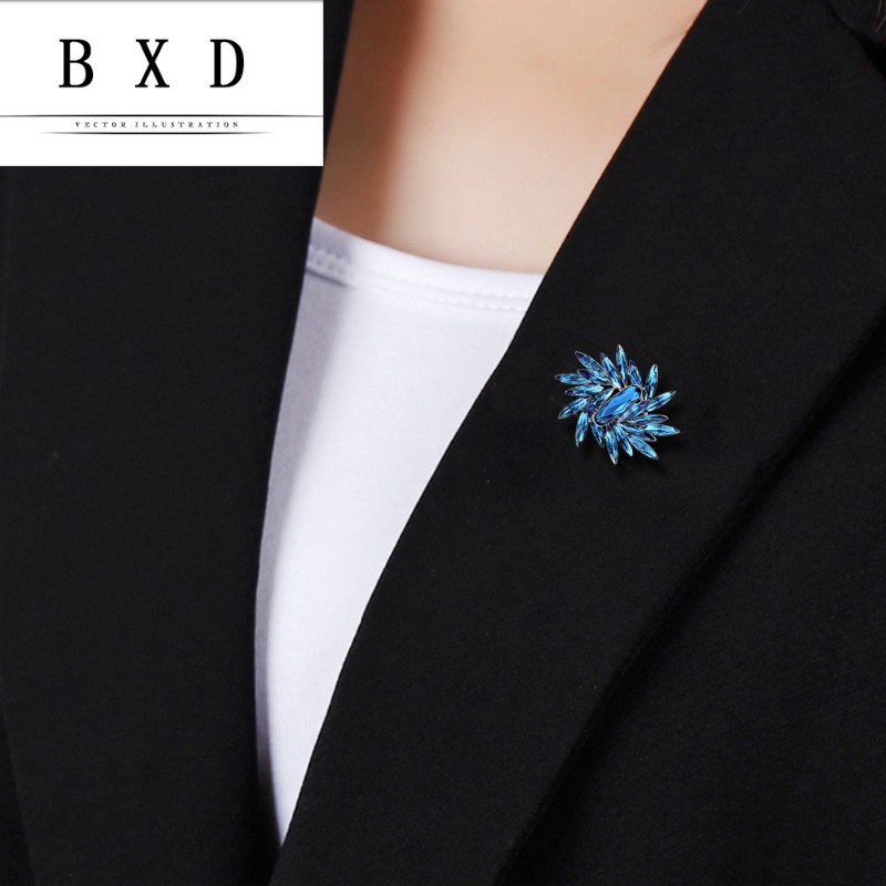 施华水晶胸针女胸花简约高档奢华配饰韩国可爱气质百搭大气别针扣