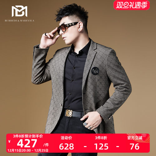 bm质感胸标满花休闲西服