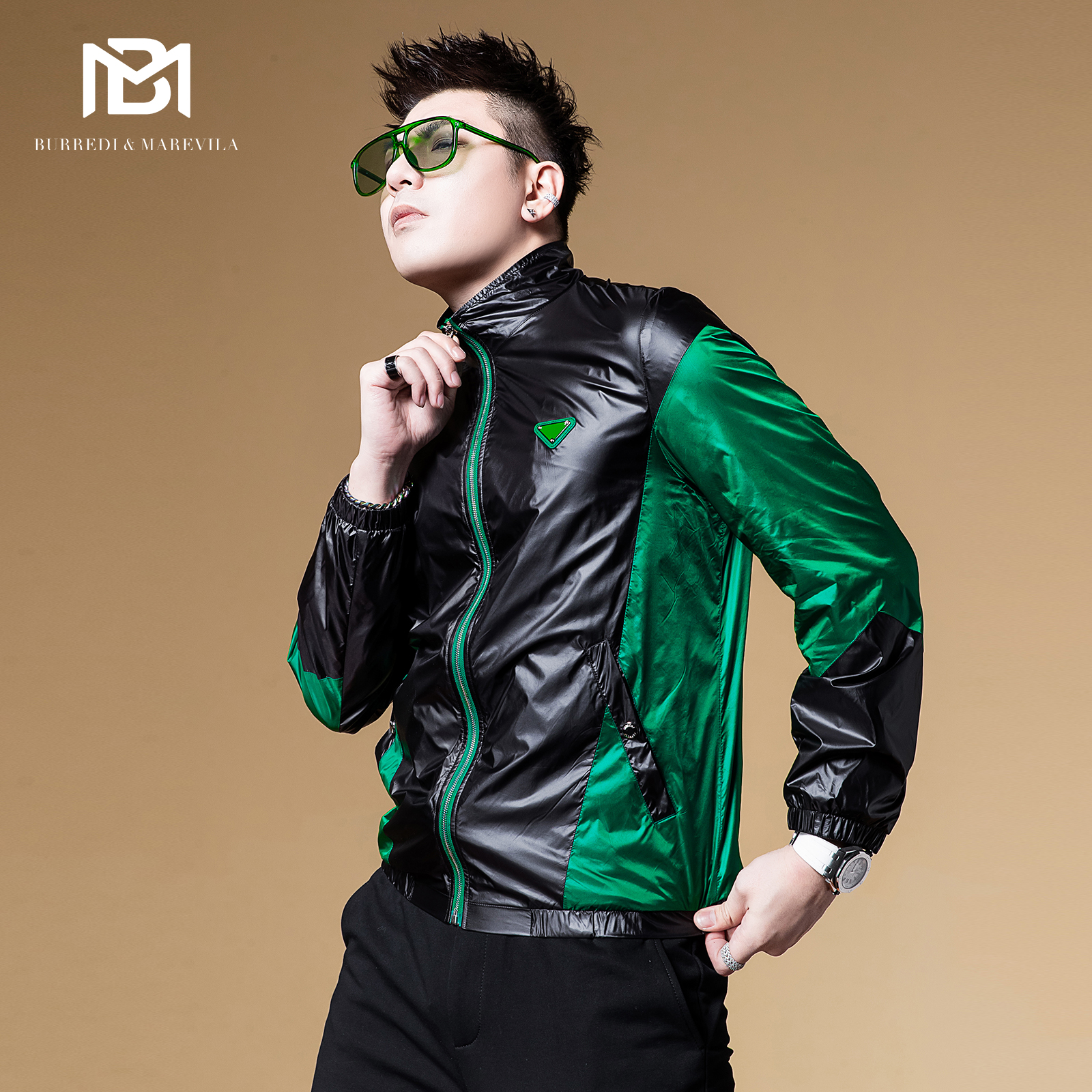 BM时尚绿色胸标拼色时尚防晒服