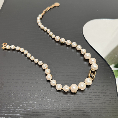 珍珠项链女金色圆珠串珠高级感
