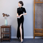 金丝绒旗袍高端大气上档次喜婆婆年轻气质妈妈婚宴礼服高级感走秀