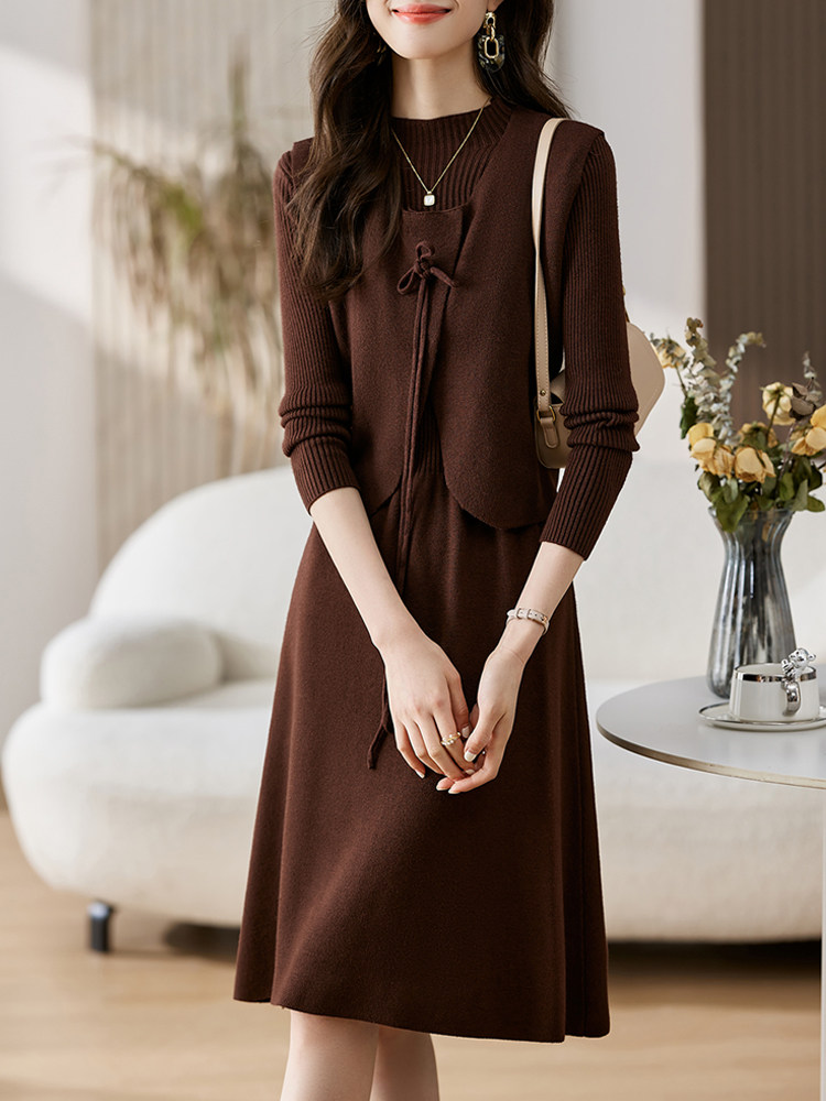 新中式国风连衣裙两件套2025新款秋冬气质时尚套装针织裙大衣内搭