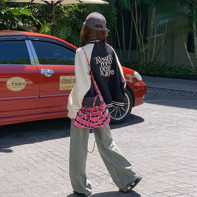 撞色拼接刺绣黑色棒球服短外套女春秋2025新款夹克上衣巨好看流行,女装短外套,浙宝257