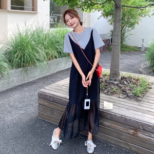 网纱拼接波点连衣裙女2025夏新款法式设计感宽松显瘦假两件T恤裙图片