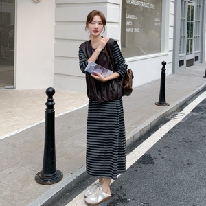 新款春装现货！针织条纹马甲长裙两件套 257-58528-P175K288图片