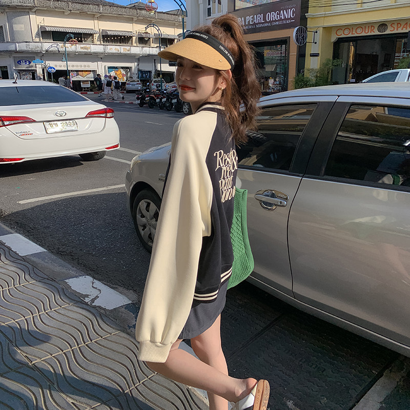 撞色拼接刺绣黑色棒球服短外套女春秋2025新款夹克上衣巨好看流行,女装短外套,浙宝257