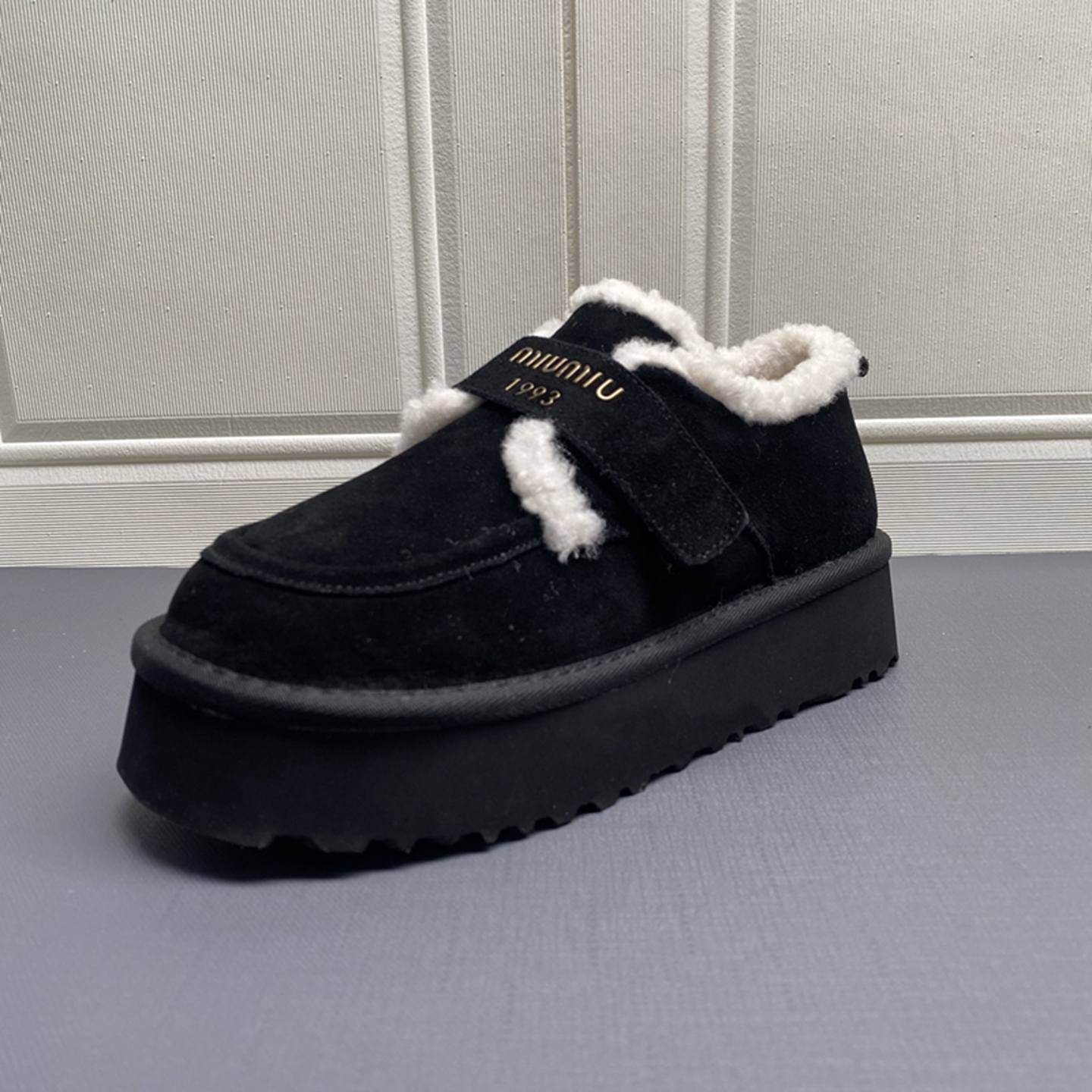 工厂断码处理冬季新款真皮女鞋魔术贴厚底勃肯鞋加绒保暖复古棉鞋