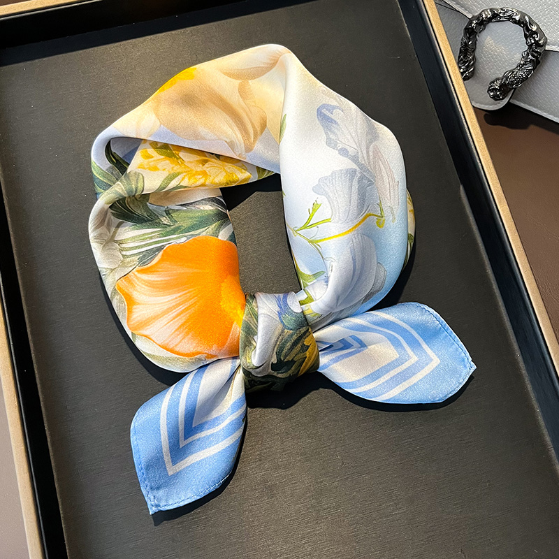 小方巾100%桑蚕丝花卉丝巾