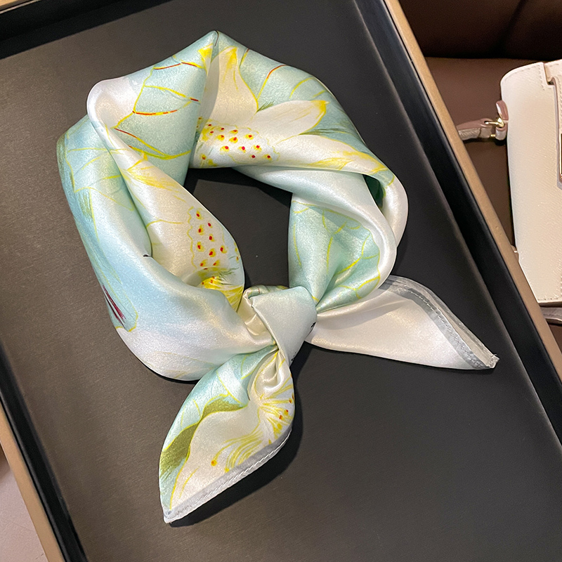 小清新淡绿荷花100%蚕丝发带丝巾