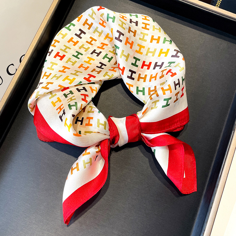 真丝丝巾装饰领巾百搭