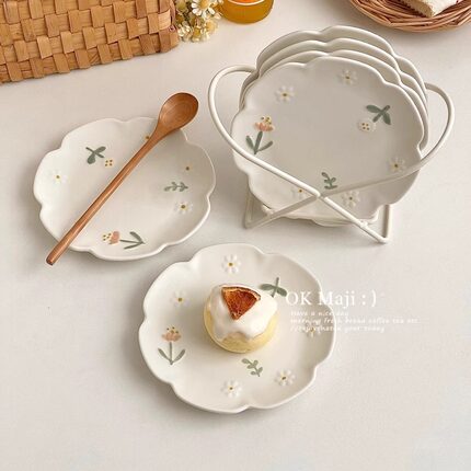 小盘子in风甜品盘家用小雏菊餐具陶瓷点心盘精致小碟子可爱蛋糕碟