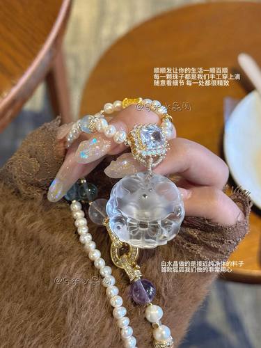【顺顺发】白水晶狐牌搭配天然淡水珍珠