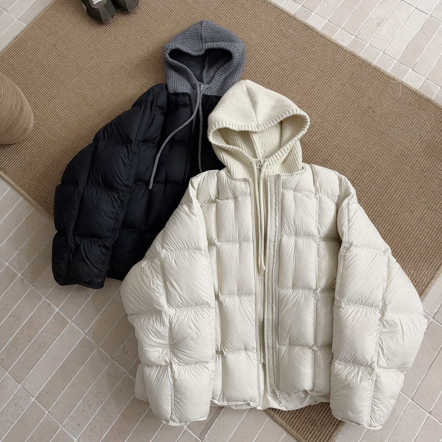 韩系针织连帽拼接泡芙羽绒服女2025冬季新款90白鸭绒简约保暖外套