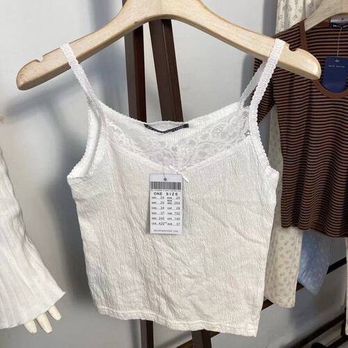 平替纯欲蕾丝修身短款小吊带