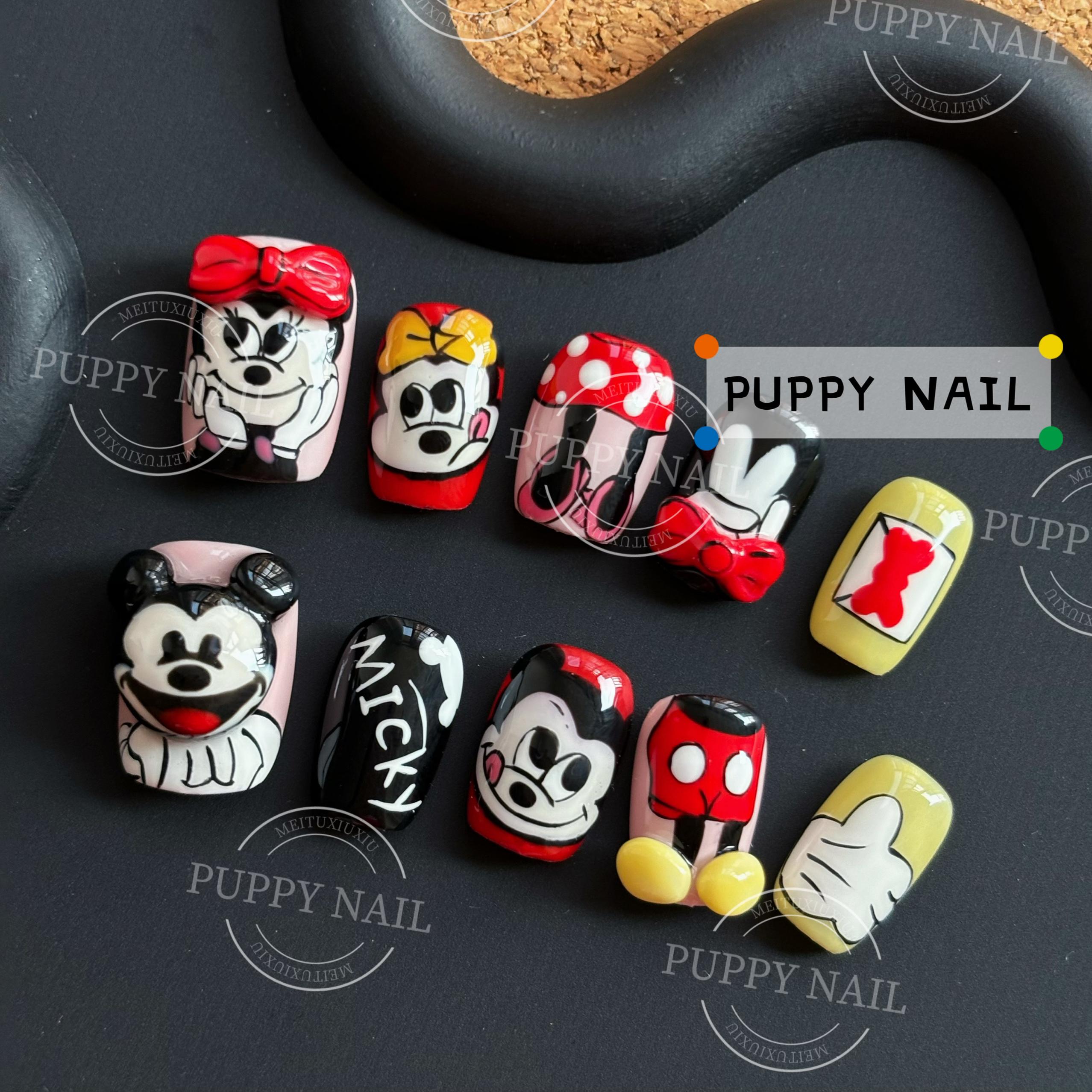 PUPPY家 米老鼠穿戴甲圣诞手绘卡通可爱美甲新年款黑红色显白