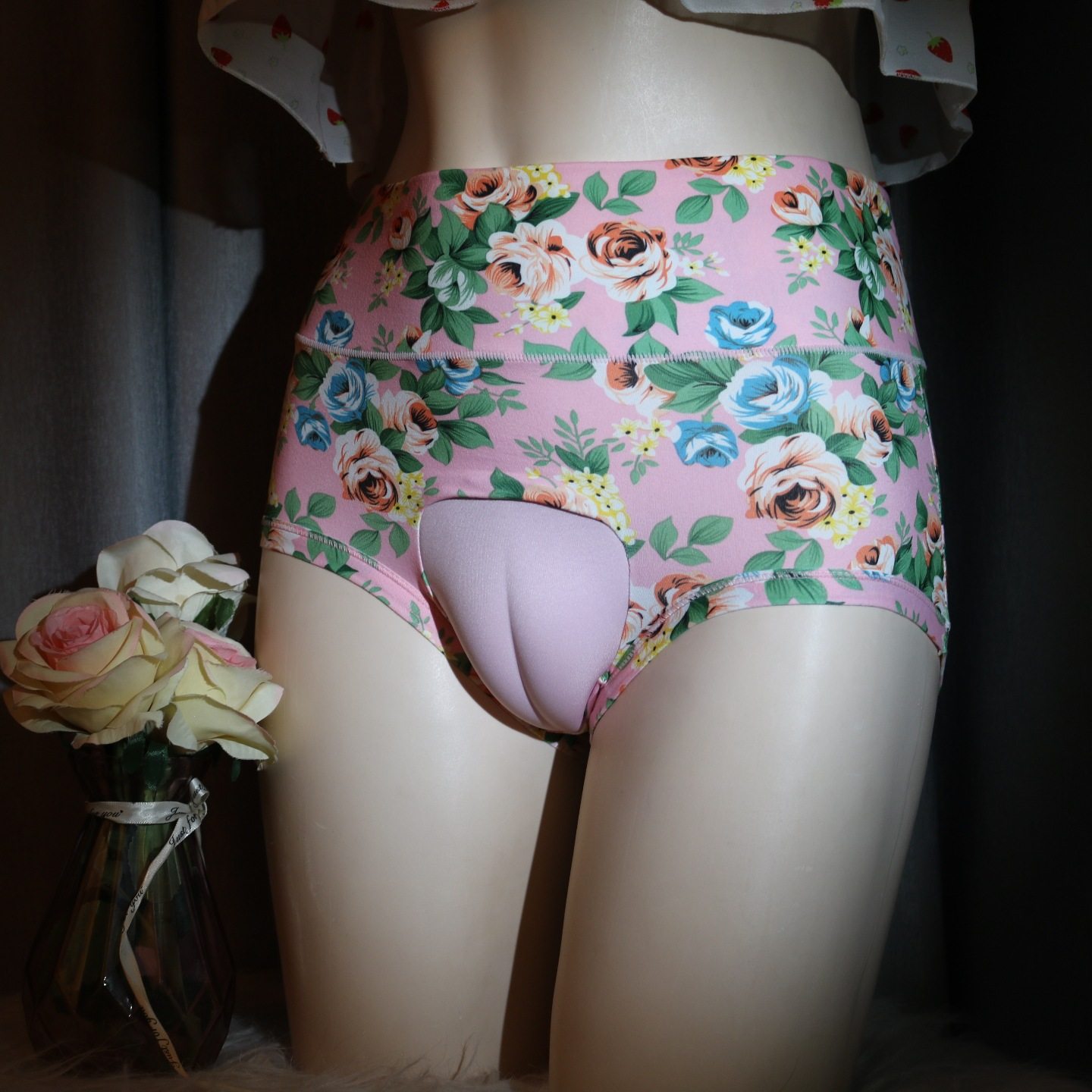 新款提臀冰丝伪娘性感紧身鲍鱼勒痕隐藏jj女装大佬内裤cd变装裤头