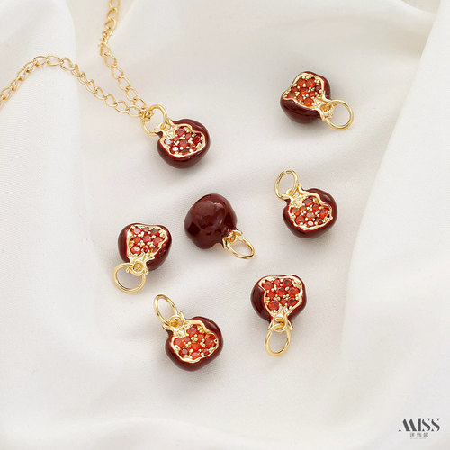 祢饰妮女士铜镀真金保色吊坠滴油