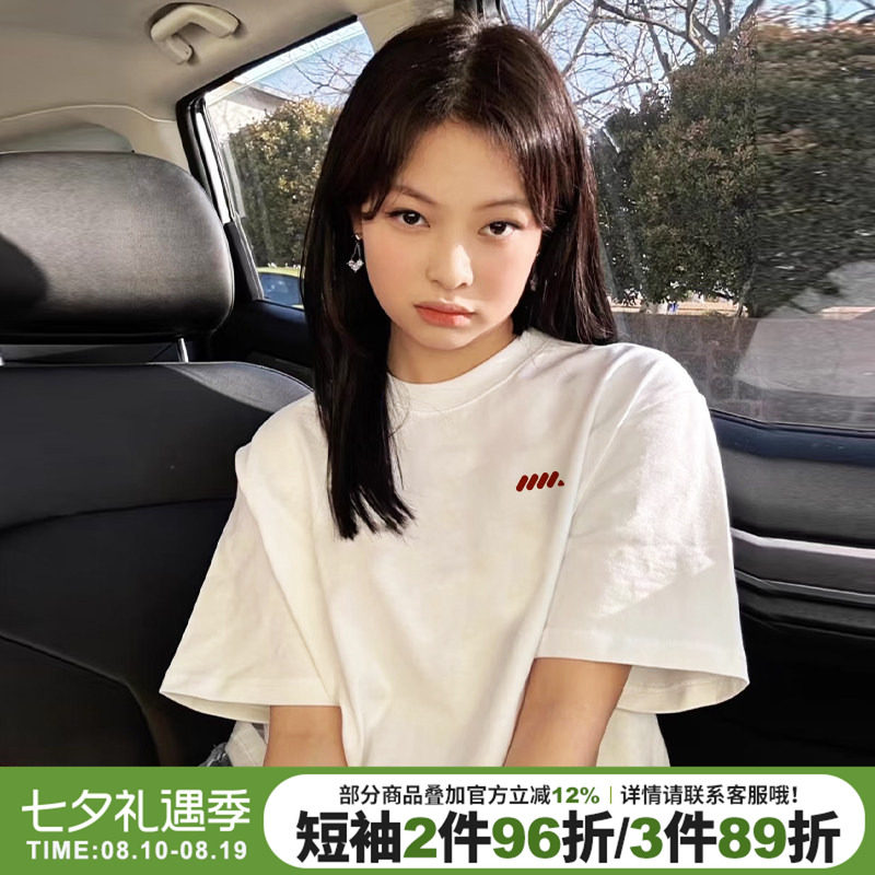 2026夏季新款设计感超火白色正肩t恤女短袖美式学院风宽松上衣潮