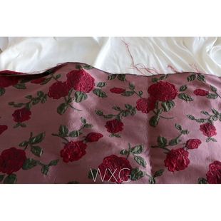 热情暗红色玫瑰花布料碎花奔放花卉包包diy风衣时装沙发箱包面料