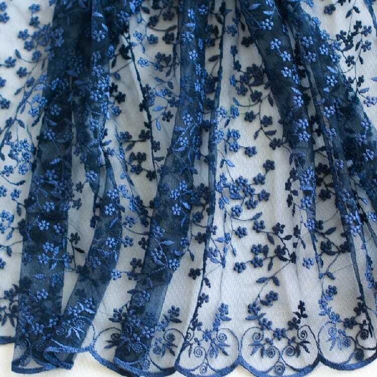 刺绣蕾丝花边面料礼服连衣裙衣服背景布料绣花网纱布料 服装面料