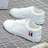 百搭透气休闲运动板鞋 新款 单0205z 韩版 平底女鞋 小白鞋 女2026春季