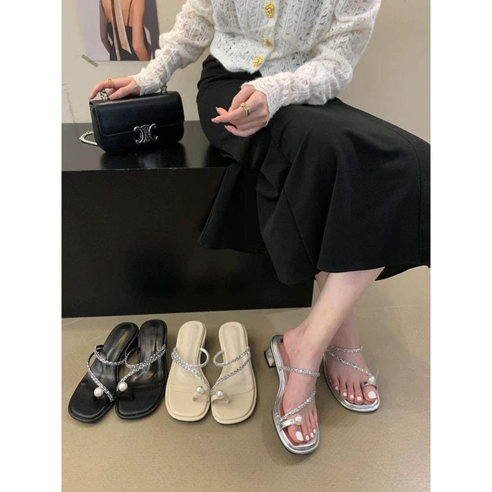 仙女风格厚后跟丁字拖脚趾珍珠凉鞋与裙子的外穿2026夏季新0515e