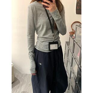 极简色修身正肩打底衫T恤女2026秋季气质百搭长袖卷边圆领上0105w