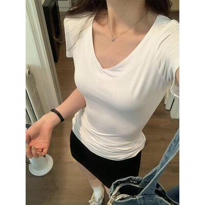 V领修身短袖T恤女夏季2026新款正肩收腰内搭打底衫白色上0312w