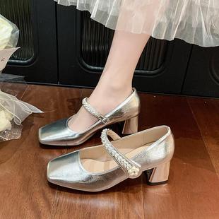 春季法式水钻方头玛丽珍鞋女2026年新款配裙子卖点图粗跟浅0121n