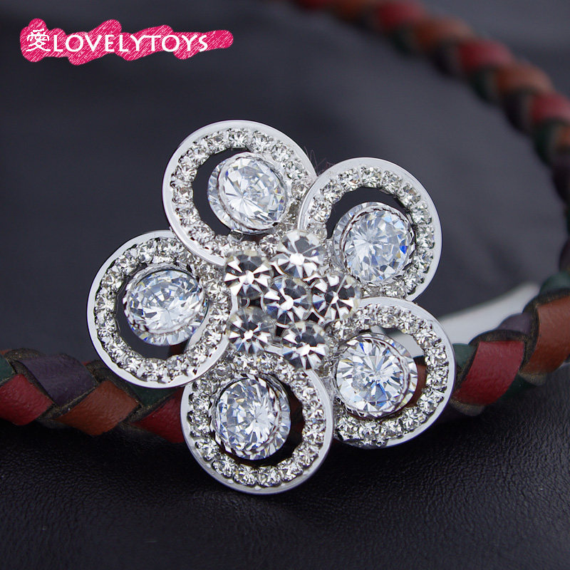 璀璨锆石三環絲巾扣兩用光面鍍金披肩扣方巾夾女韓國時尚圍巾飾品在類目 飾品/流行首飾/時尚飾品新, 胸針中 - 來自Buy2taobao.com提供專業的淘寶代購服務