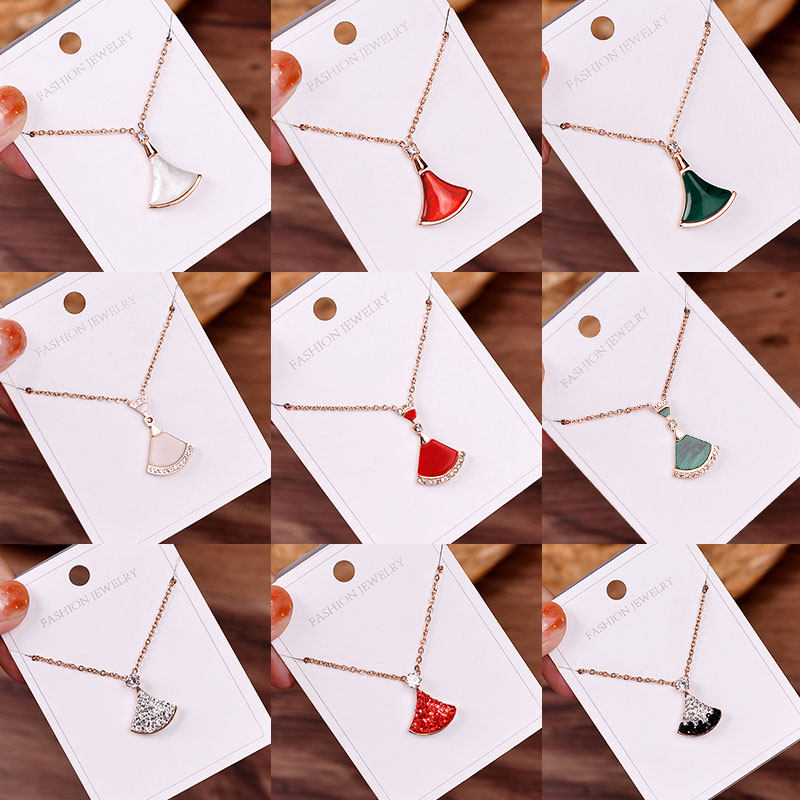 网红抖音小扇子裙子小众轻奢钛钢项链女不掉色骨链简约玫瑰金锁在类目 饰品/流行首饰/时尚饰品新, 项链中 - 来自Buy2taobao.com提供专业的淘宝代购服务