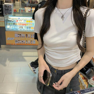 紧身显瘦纯欲辣妹短款 正肩白色t恤女短袖 修身 新款 褶皱上衣服 夏季