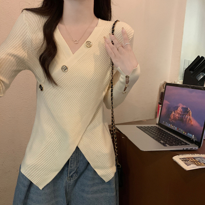 春秋冬薄款v领修身显瘦收腰长袖打底针织衫上衣设计感毛衣女内搭