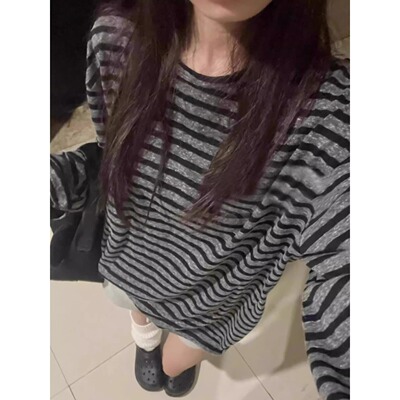 美式复古黑灰条纹长袖t恤女秋冬季2025新款宽松慵懒风松弛感上衣
