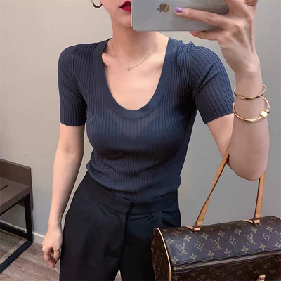 u领短袖t恤女夏季薄款修身显瘦气质百搭露锁骨低领冰丝针织衫上衣