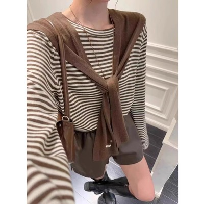 秋冬韩系设计感小众披肩条纹长袖打底针织衫上衣高级感内搭毛衣女