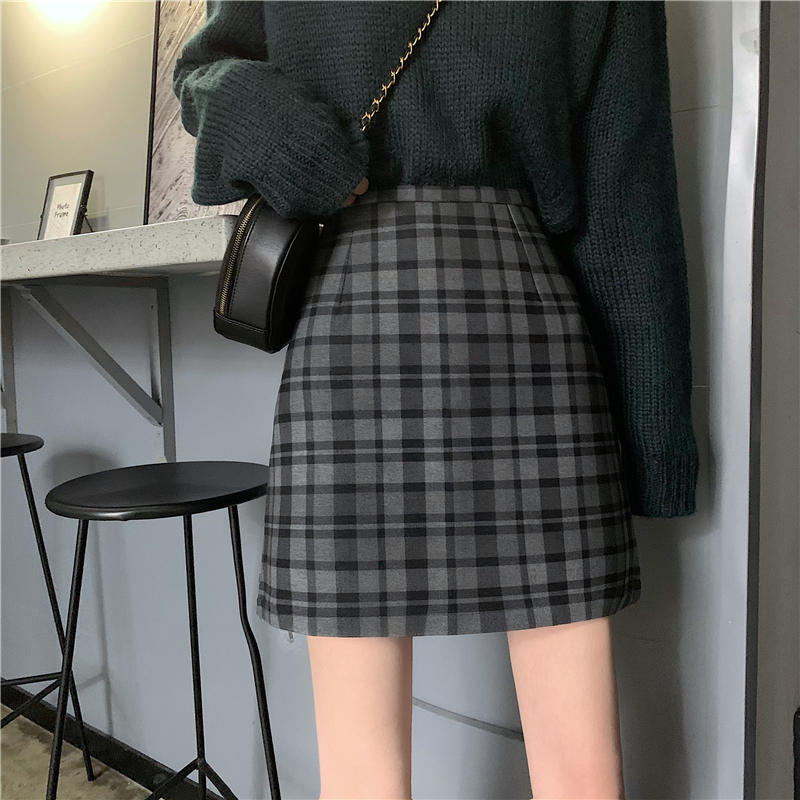 Korean version of chic high waisted Plaid hip skirt