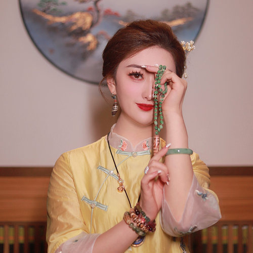 早场婷婷：直播链接水晶手链和田玉碧玉蜜蜡绿松石碧玺舒俱来手链