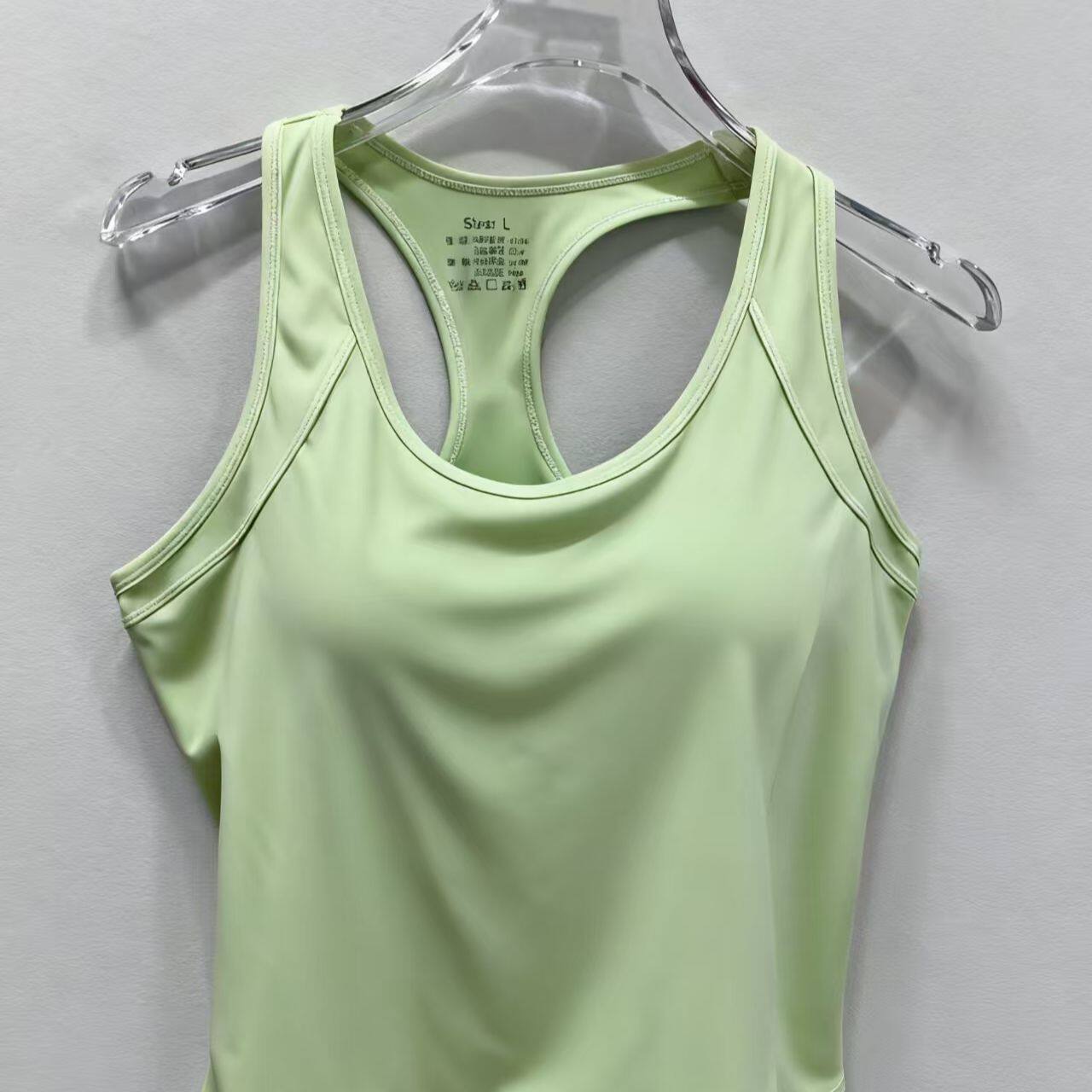 新款大码瑜伽背心防震固定一体杯跑步运动外穿健身显瘦BX-302