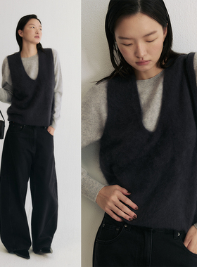 SLO”绒雾羊毛背心“ 深U领羊毛羊绒针织上衣女2025新款叠穿马夹