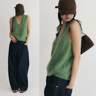 SLO”绒雾羊毛背心“ 深U领羊毛羊绒针织上衣女2025新款叠穿马夹