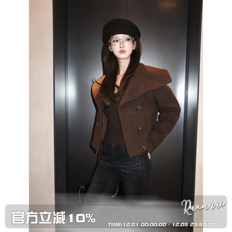 英伦旧梦大翻领毛呢外套